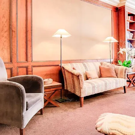 Hotel Clement