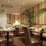 Hotel Clément París