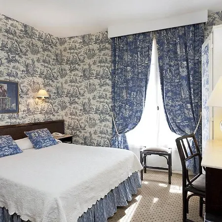 Clément Hotel 2*