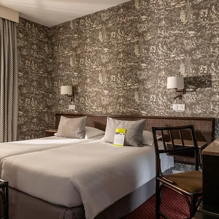 Clement Hotel