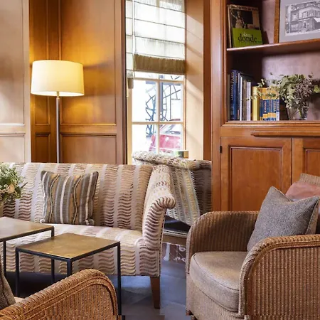 Clement Hotel