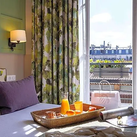 Clement Hotel 2*
