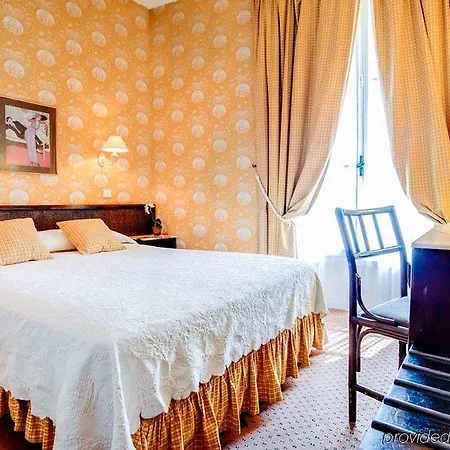 Hotel Clément 2*